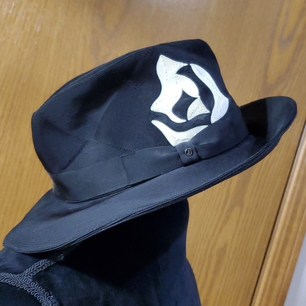 Giorgio Armani black white rose fedora style silk hat size 57